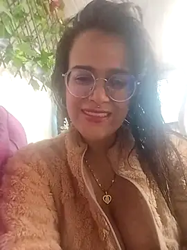 rochylinda online show from 04/14/26, 07:53