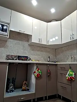 LaliaMia online show from 10/24/25, 04:42