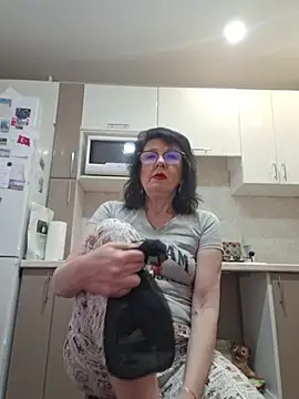 LaliaMia online show from 02/08/26, 04:49