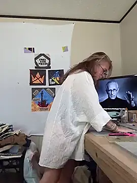 Blondejenn online show from 04/10/26, 03:39