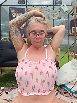 Blondejenn online show from 06/15/26, 11:23