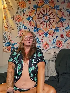 Blondejenn online show from 07/22/26, 12:19
