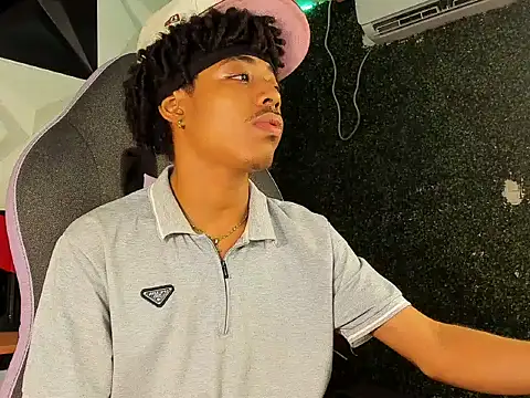 velvetcouple x online show from 05/01/26, 01:32