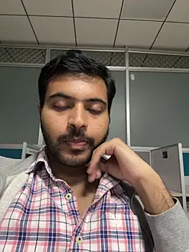 Sweetloverr28 online show from 04/27/26, 07:01