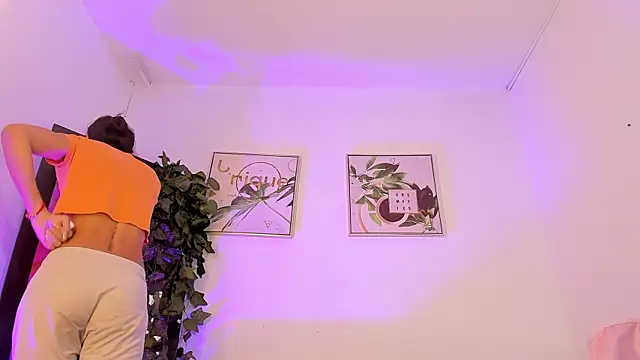 Maddie Ray online show from 06/25/26, 11:37