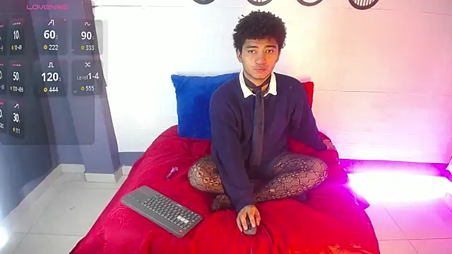 felipecams online show from 05/11/26, 12:49
