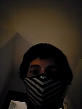 Wayuphornybttm online show from 04/05/26, 11:57