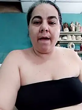 Snapshot of Golositadeamor chatting on 05/05/26, 06:16 Golositadeamor online show from 05/05/26, 06:16