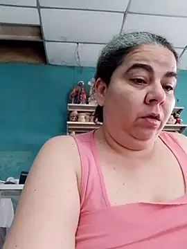 Snapshot of Golositadeamor chatting on 05/19/26, 05:19 Golositadeamor online show from 05/19/26, 05:19