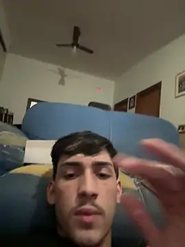 Snapshot of Dilofauro chatting on 04/06/26, 02:42 Dilofauro online show from 04/06/26, 02:42