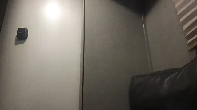 GypsiiCornel online show from 04/15/26, 08:54