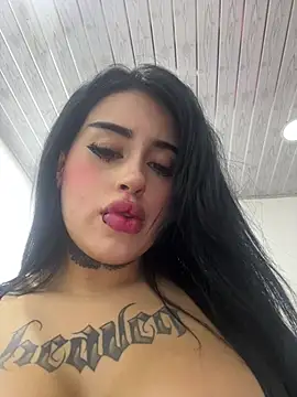 Milk lee7 online show from 04/24/26, 07:00