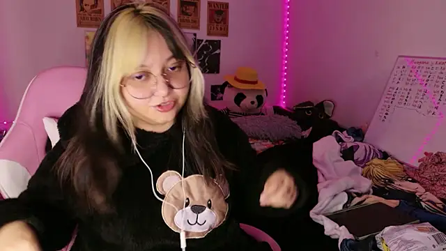 ZoeyDoll  online show from 04/21/26, 02:15