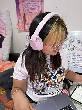 Snapshot of ZoeyDoll_ chatting on 05/28/26, 02:53 ZoeyDoll online show from 05/28/26, 02:53