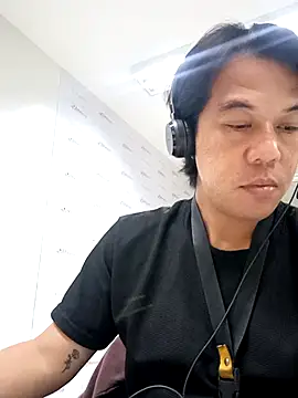 akiramoore online show from 06/04/26, 01:55