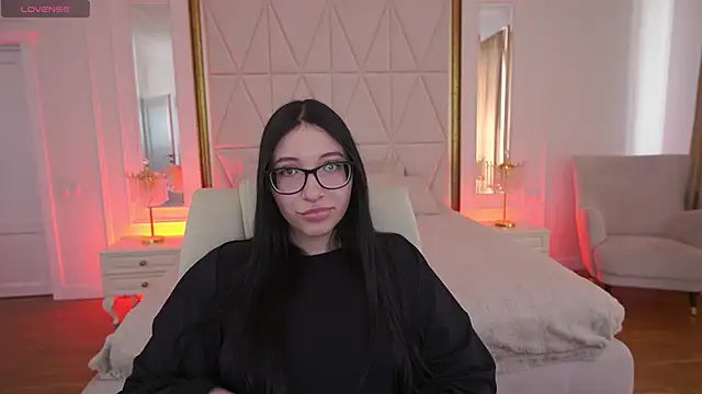 SsoftAura online show from 04/06/26, 08:15