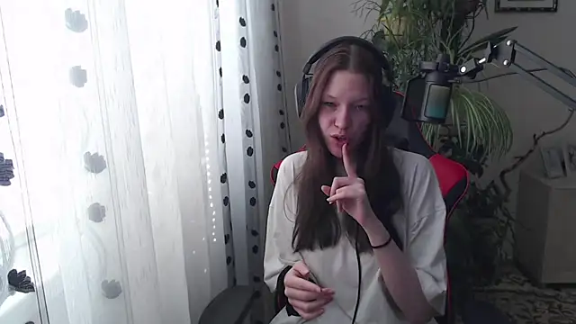 PunyKnee online show from 04/08/26, 10:04