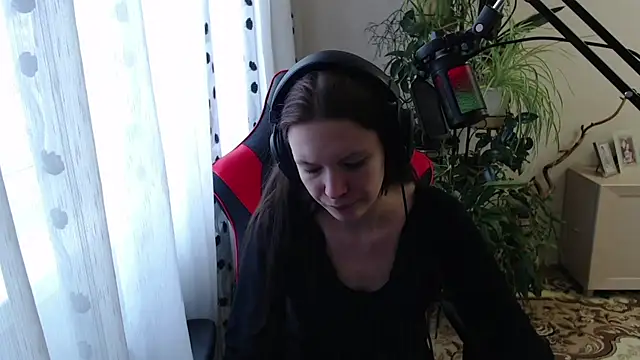 PunyKnee online show from 04/10/26, 10:31