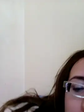 Snapshot of Nisrin_ay chatting on 04/14/26, 07:31 Nisrin ay online show from 04/14/26, 07:31