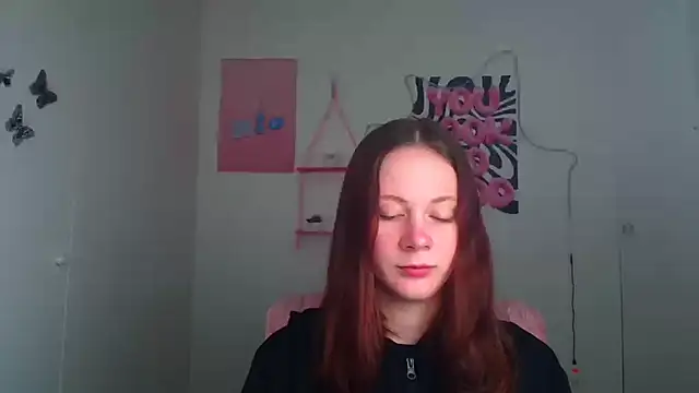 DarkSakuraa online show from 04/12/26, 05:12