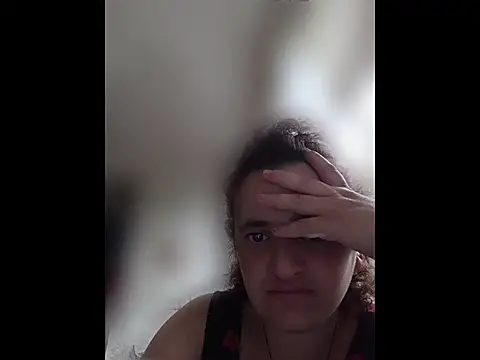 Snapshot of AnabelBexley chatting on 07/04/26, 04:29 AnabelBexley online show from 07/04/26, 04:29