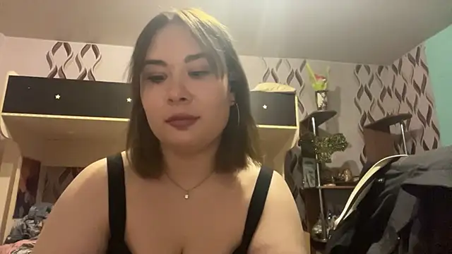 Snapshot of chatting on 04/06/26, 05:03 online show from 04/06/26, 05:03