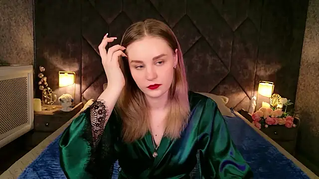 Molly Voses online show from 05/19/26, 02:51