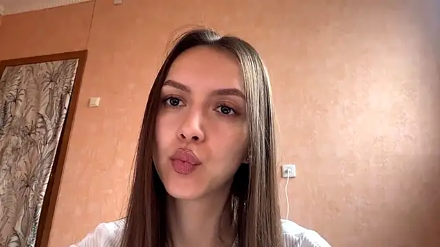 BrandyNorthcott online show from 04/17/26, 02:47