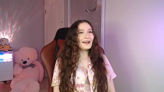 solitudebby online show from 04/19/26, 05:12