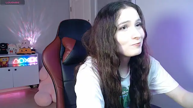 solitudebby online show from 04/25/26, 06:27