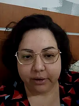 Monserratmontes online show from 04/12/26, 01:49