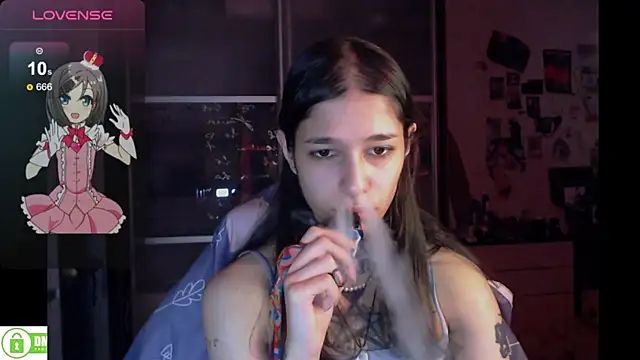 Kelly Xenny online show from 04/25/26, 11:46