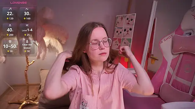 More Sonne online show from 04/12/26, 01:49