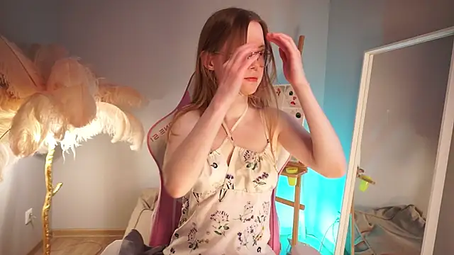 More Sonne online show from 04/18/26, 01:48