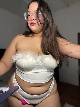 Natthalia online show from 04/24/26, 02:58