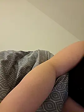 Babylivelive online show from 04/18/26, 08:09