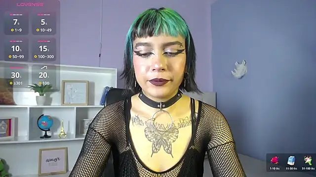 velveth noir online show from 04/17/26, 02:09