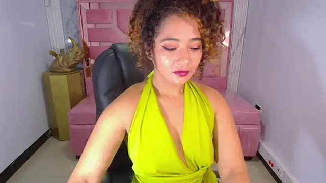 Brittany ch online show from 04/11/26, 08:13