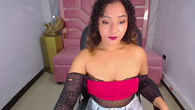 Brittany ch online show from 04/13/26, 07:52