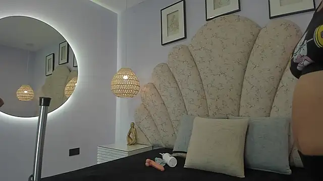 zoe blosson online show from 04/21/26, 02:26