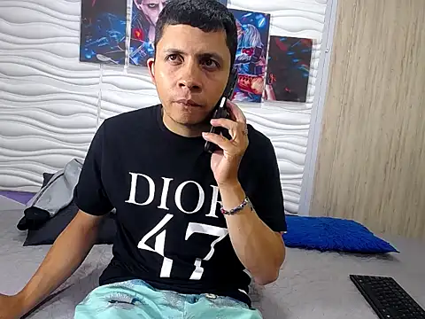 romeojupi online show from 04/17/26, 01:41