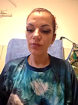 SweetMomy  online show from 04/20/26, 06:38