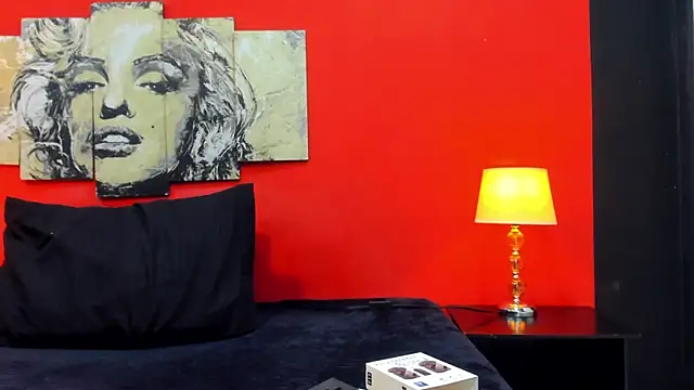 LucianaMadura1 online show from 06/17/26, 11:01