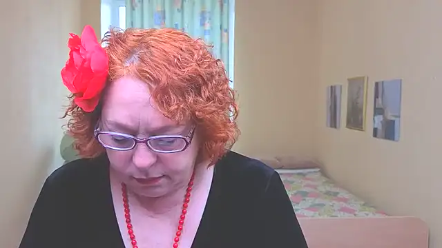 Fara Flutte online show from 04/23/26, 05:08