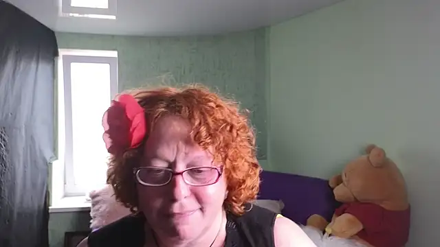 Fara Flutte online show from 06/10/26, 01:10