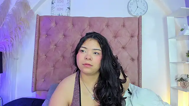 Snapshot of ROSELEI_ chatting on 06/15/26, 09:22 ROSELEI online show from 06/15/26, 09:22