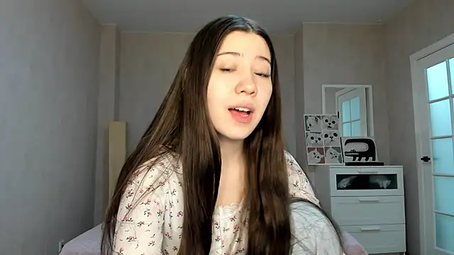 bina mima online show from 04/19/26, 02:11