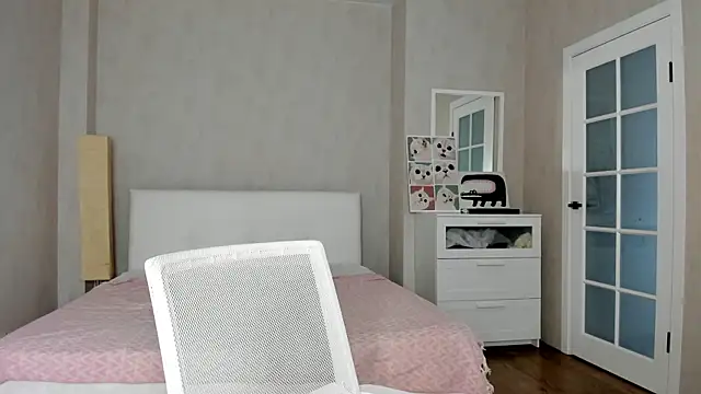 bina mima online show from 04/27/26, 08:45