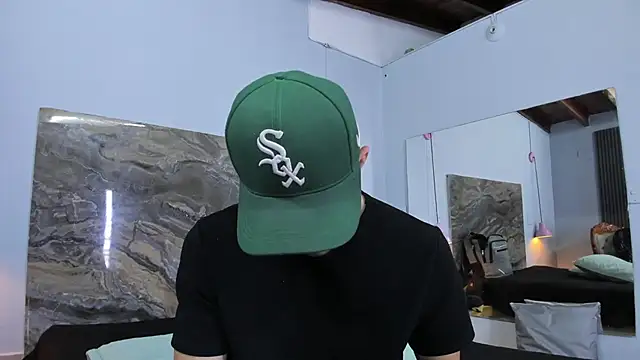 James-06 online show from 04/17/26, 11:35