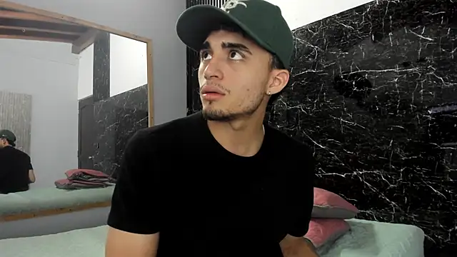 James-06 online show from 04/19/26, 11:53